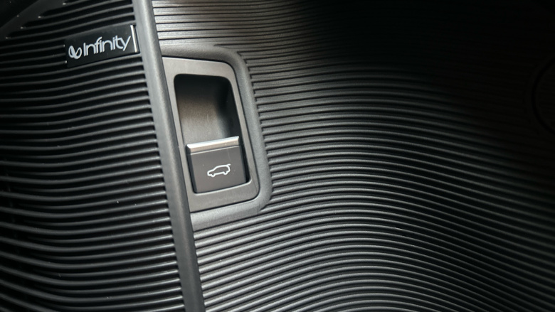 BYD Seal U 1.5 DM-i Boost 5dr Auto Estate